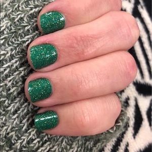 Color Street nail strips Queen of Green
